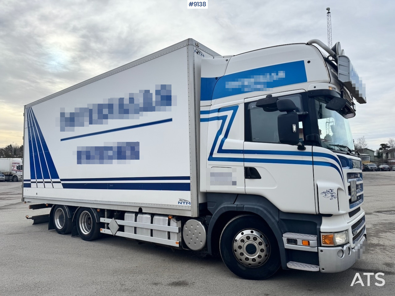Scania R480/470 6x2 Box Truck with full side opening (VIDEO) - Dobozos felépítményű teherautó: 2 kép. Scania R480/470 6x2 Box Truck with full side opening (VIDEO) - Dobozos felépítményű teherautó: 2 kép.
