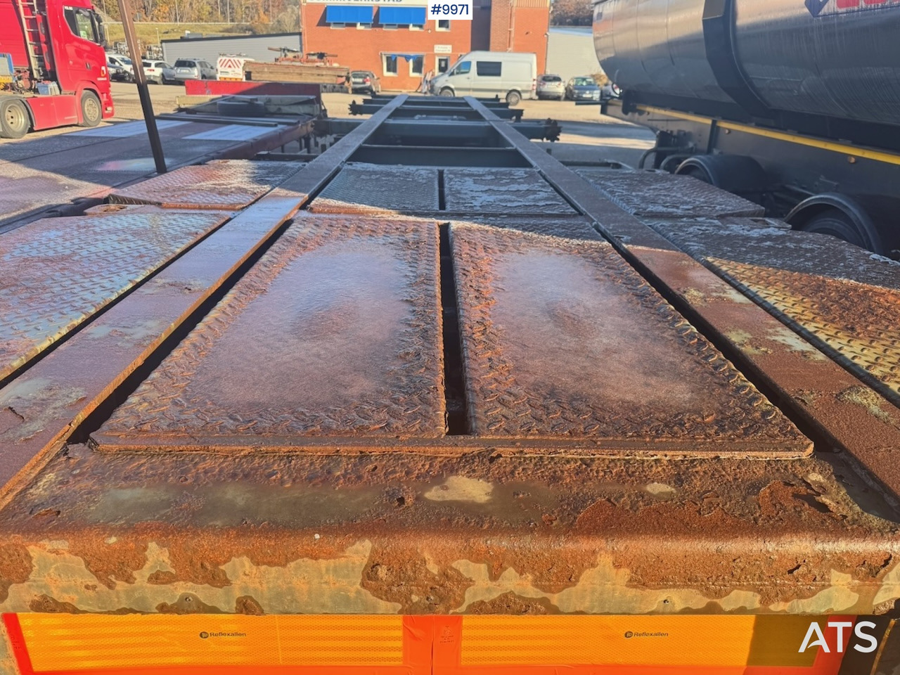 Schweriner CS40 container chassis. - Félpótkocsi alváz: 4 kép. Schweriner CS40 container chassis. - Félpótkocsi alváz: 4 kép.