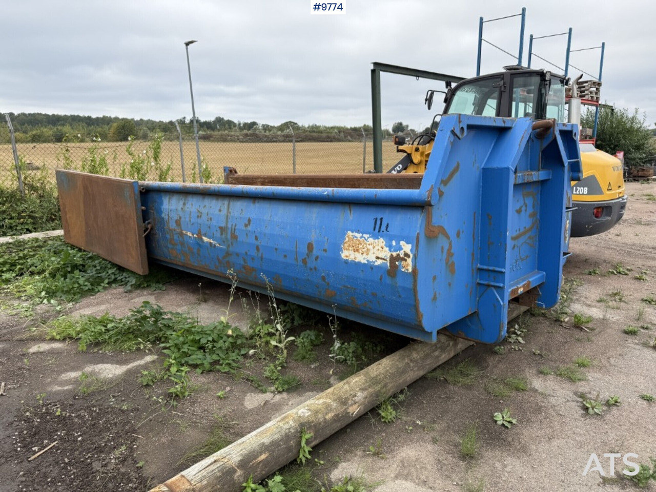 Swap body Frinab 12m3 - Multiliftes konténer: 2 kép. Swap body Frinab 12m3 - Multiliftes konténer: 2 kép.