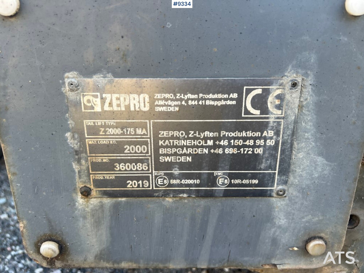 Tail Lift- Zepro- Z2000-175MA - Emelőhátfal: 4 kép. Tail Lift- Zepro- Z2000-175MA - Emelőhátfal: 4 kép.
