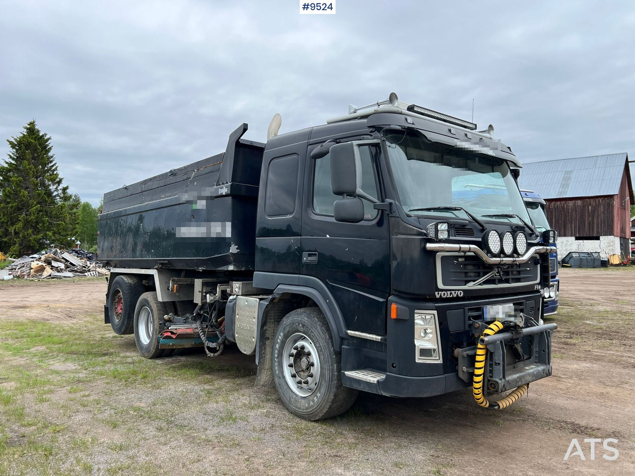 Tipper Truck Volvo FM 400 6x2 - Billenőplatós teherautó: 1 kép. Tipper Truck Volvo FM 400 6x2 - Billenőplatós teherautó: 1 kép.
