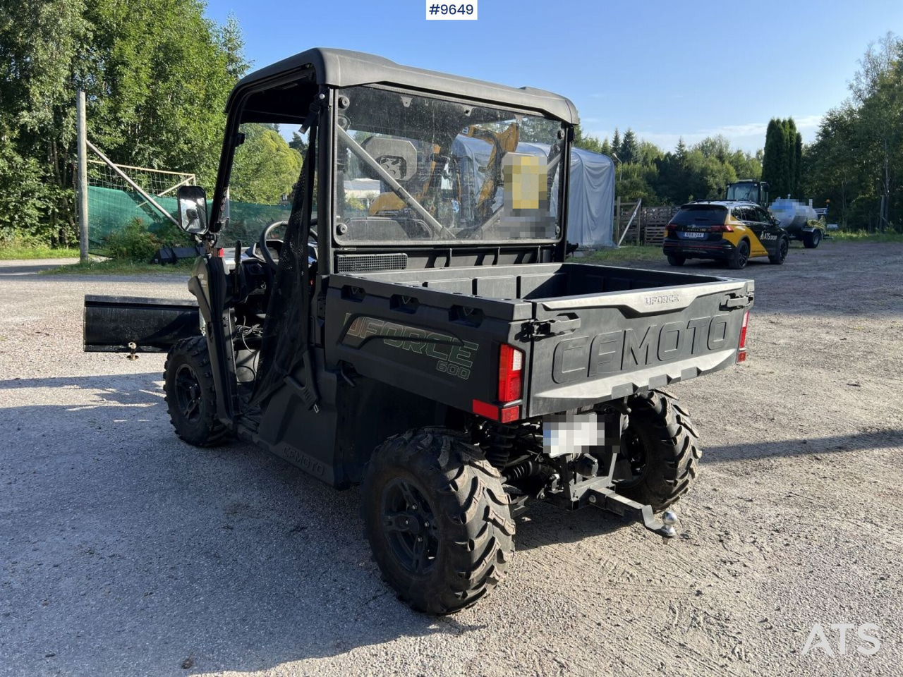 UTV CFMOTO UFORCE 600 - ATV/ Quad: 3 kép. UTV CFMOTO UFORCE 600 - ATV/ Quad: 3 kép.