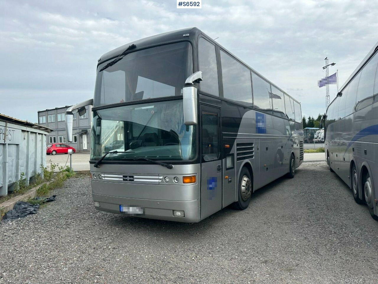 Van Hool E200 Bus - Távolsági busz: 1 kép. Van Hool E200 Bus - Távolsági busz: 1 kép.