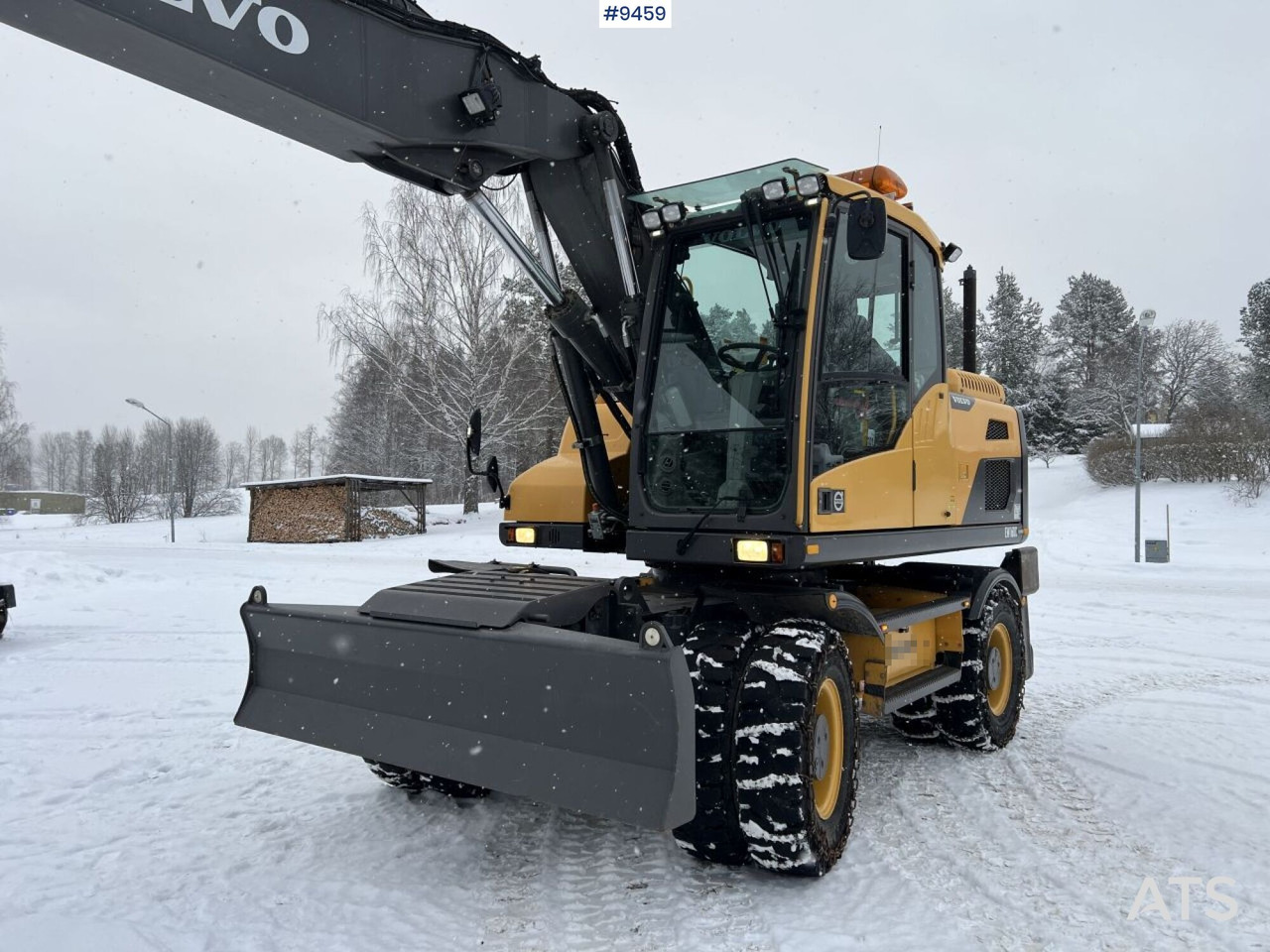 Gumikerekes kotró Volvo EW160 D Wheeled excavator (VIDEO): 12 kép.