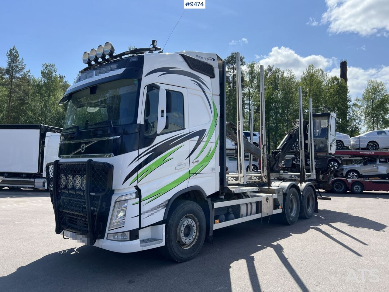 Volvo FH13 Logging truck with Loglift 105S crane - Rönkszállító teherautó, Darus autó: 2 kép. Volvo FH13 Logging truck with Loglift 105S crane - Rönkszállító teherautó, Darus autó: 2 kép.