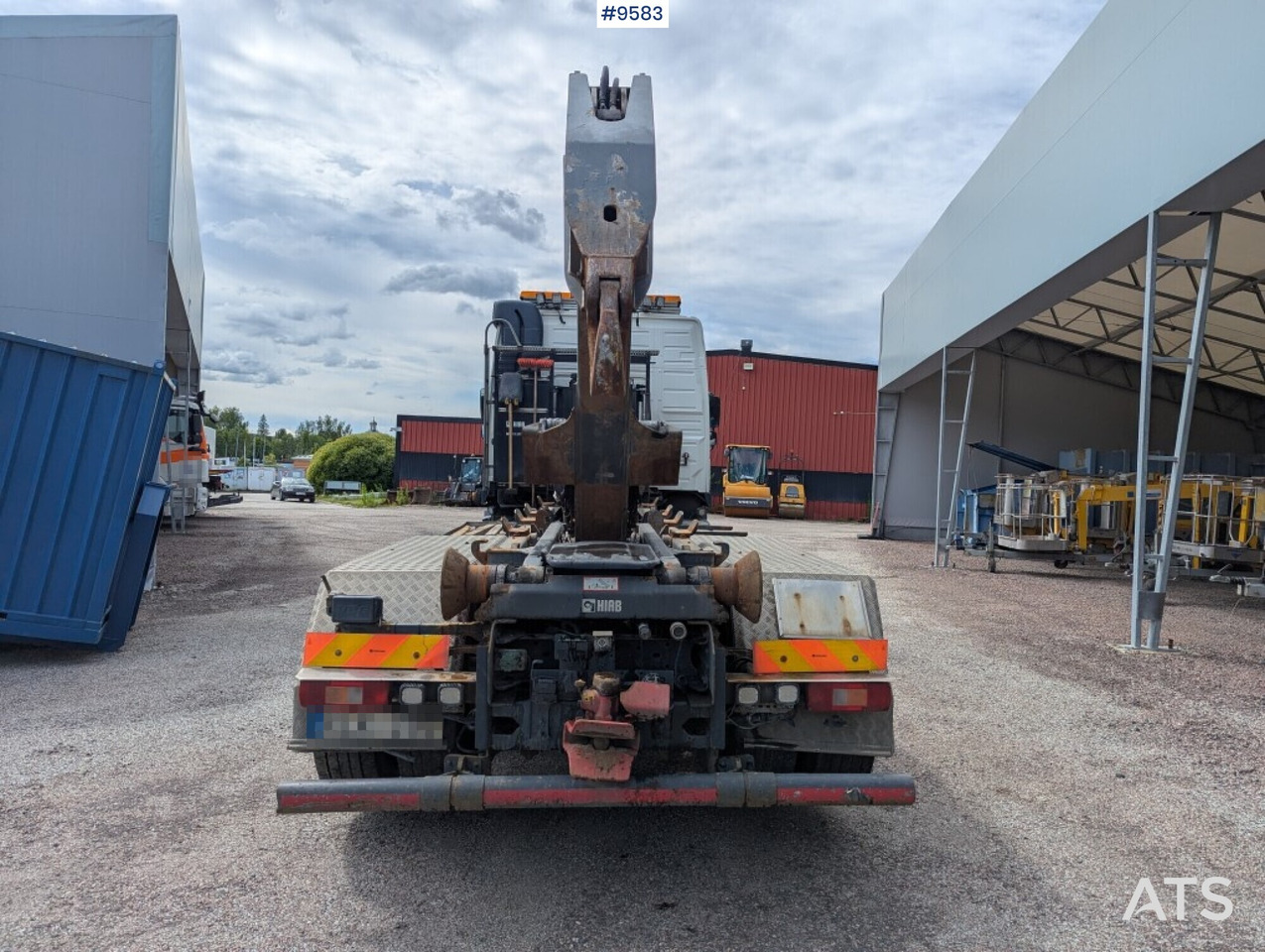 Volvo FMX 460 6X2 hook lift truck - Horgos rakodó teherautó: 3 kép. Volvo FMX 460 6X2 hook lift truck - Horgos rakodó teherautó: 3 kép.