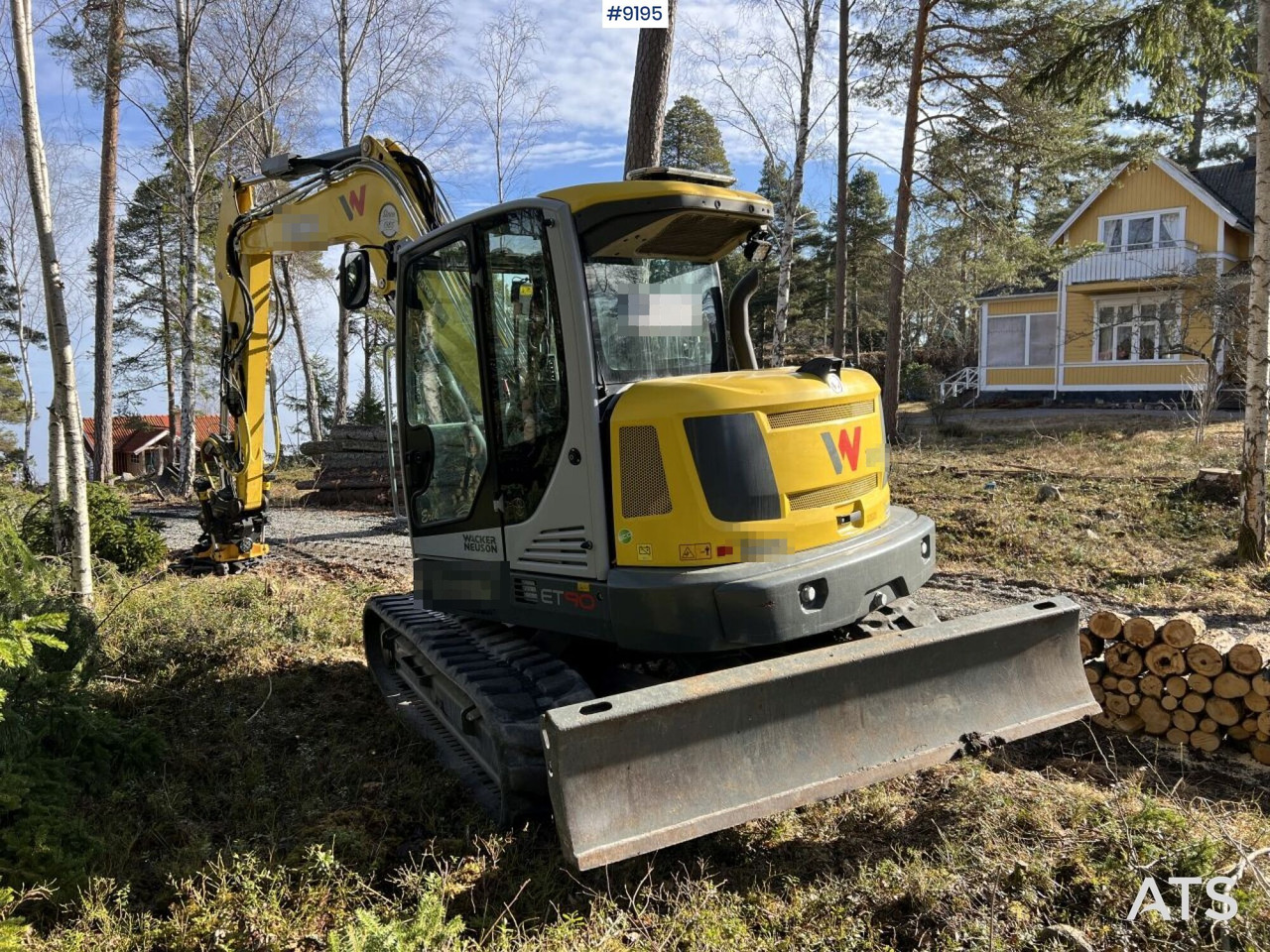 Wacker Neuson ET90 with few hours - Lánctalpas kotró: 2 kép. Wacker Neuson ET90 with few hours - Lánctalpas kotró: 2 kép.