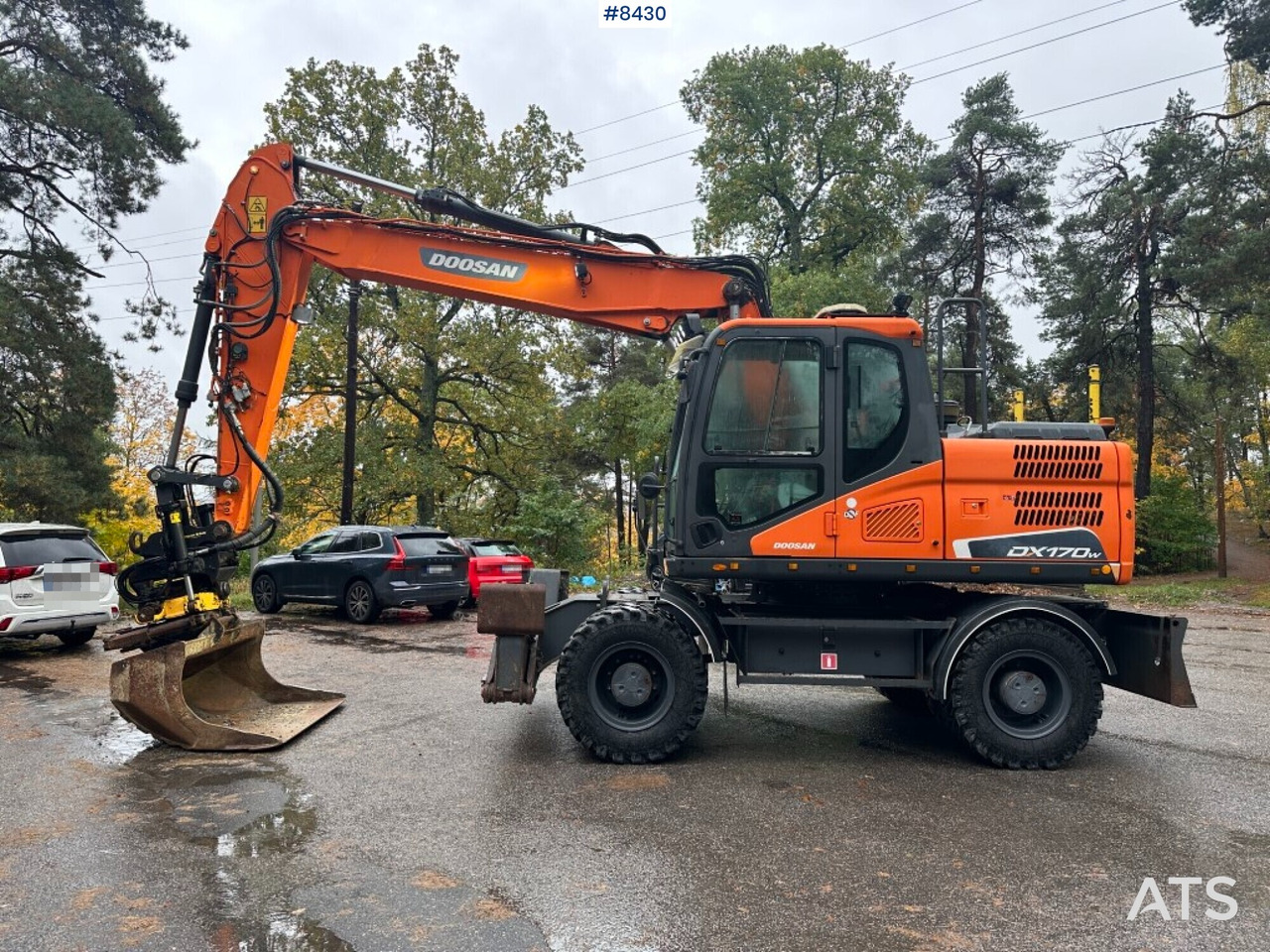 Wheeled Excavator Doosan DX170W (See video) - Gumikerekes kotró: 2 kép. Wheeled Excavator Doosan DX170W (See video) - Gumikerekes kotró: 2 kép.
