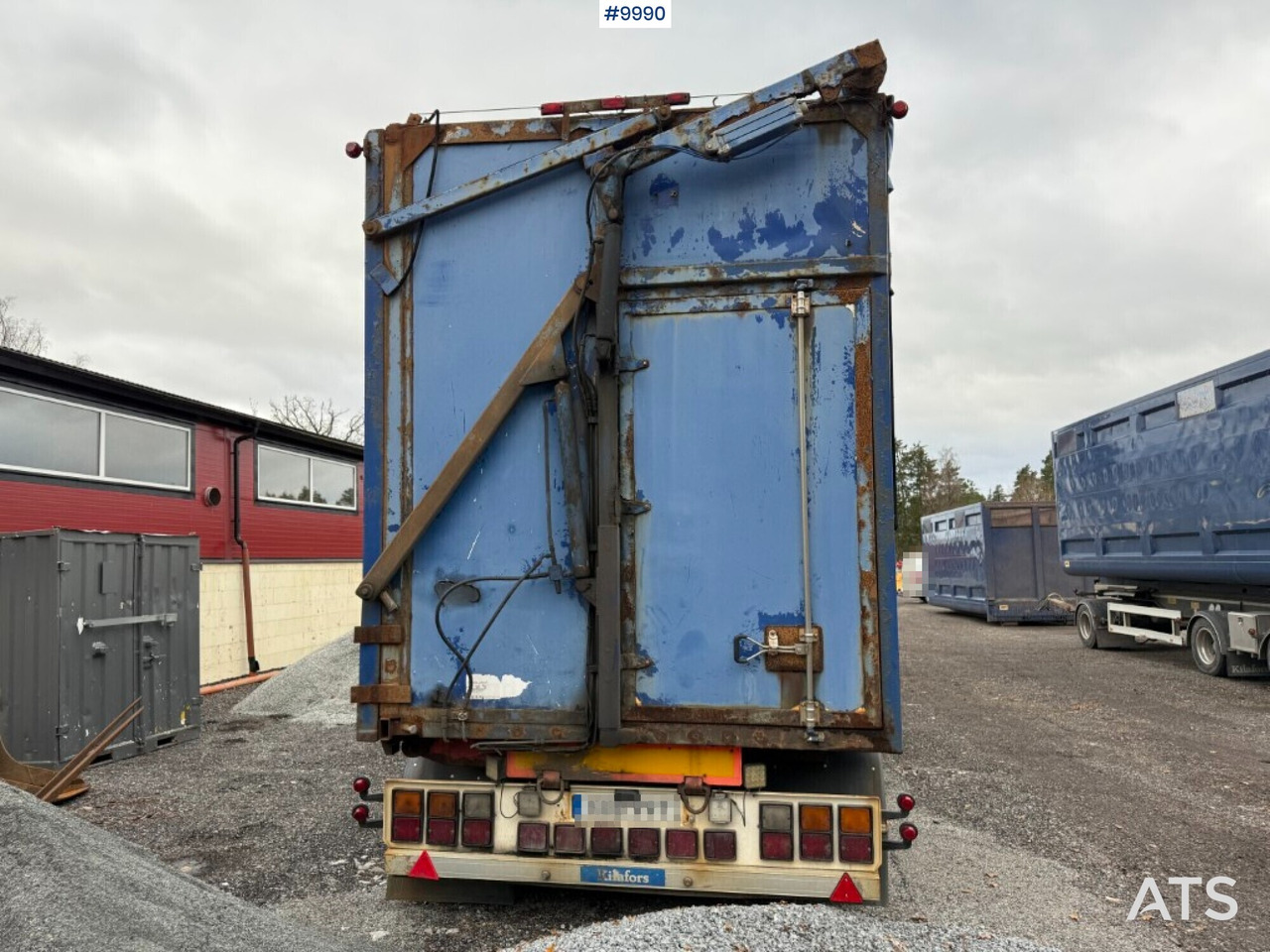 Wood chip trailer Kilafors TNRBM3CFTS-45-1 - Félpótkocsi billenőplatós: 4 kép. Wood chip trailer Kilafors TNRBM3CFTS-45-1 - Félpótkocsi billenőplatós: 4 kép.