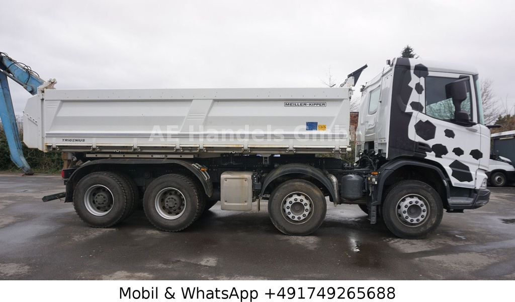 DAF XDC 450 FAD BB 8x4*NEW-MOD/NEUES-MODEL/Bordmatik - Billenőplatós teherautó: 2 kép. DAF XDC 450 FAD BB 8x4*NEW-MOD/NEUES-MODEL/Bordmatik - Billenőplatós teherautó: 2 kép.