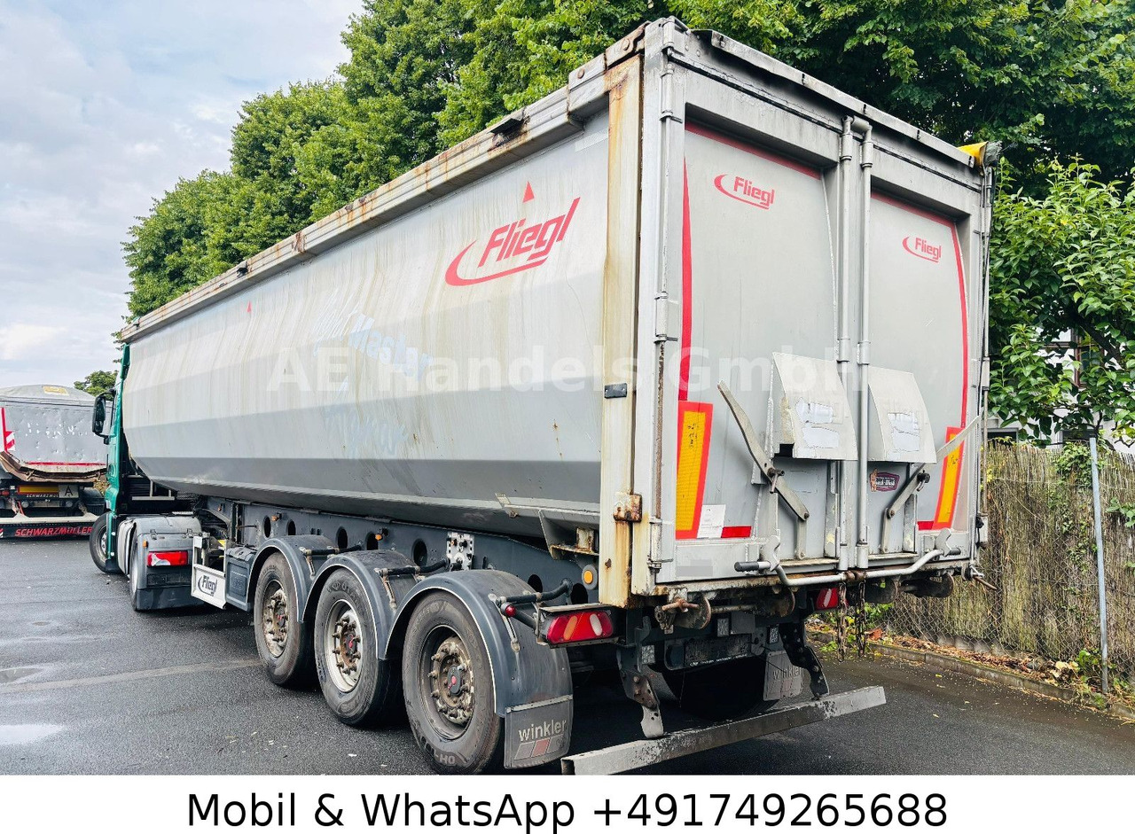 Fliegl DHKS 390 Stahl *50m³/Lift/Podest/Getreideöffnung - Félpótkocsi billenőplatós: 4 kép. Fliegl DHKS 390 Stahl *50m³/Lift/Podest/Getreideöffnung - Félpótkocsi billenőplatós: 4 kép.