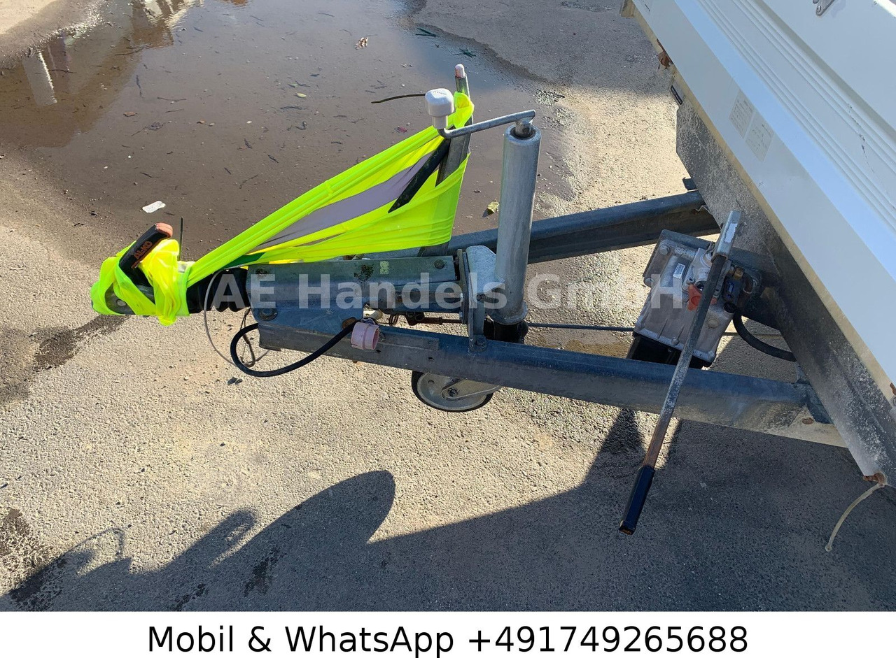 Pótkocsi billenőplatós Humbaur SDAH 3-Seiten-Kipper+Tieflader Tandem off.Kasten: 9 kép. Pótkocsi billenőplatós Humbaur SDAH 3-Seiten-Kipper+Tieflader Tandem off.Kasten: 9 kép.