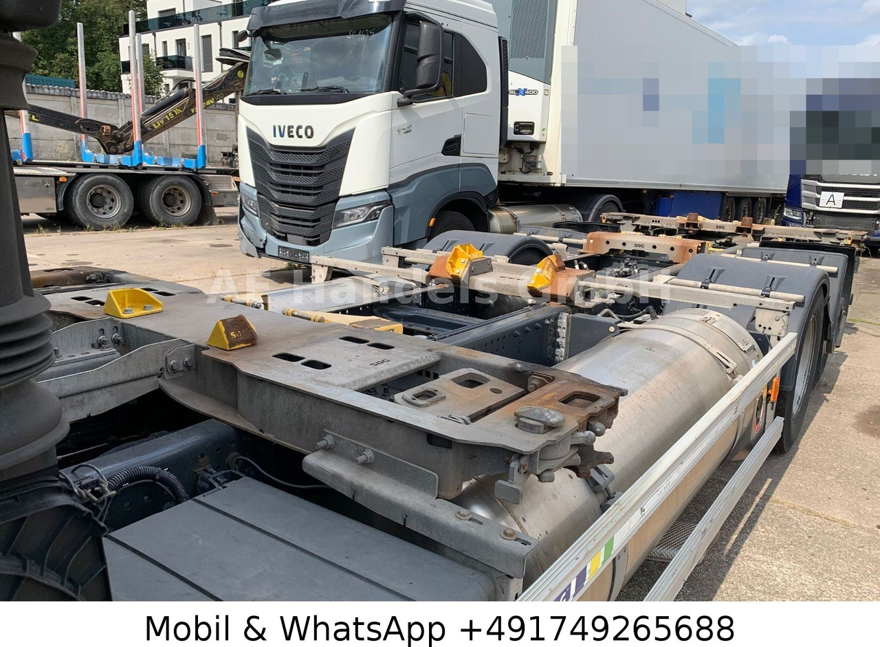 Iveco S-Way 460 LNG BDF 6x2 *Retarder/Lenk+Lift/AHK - Alvaz teherautó: 5 kép. Iveco S-Way 460 LNG BDF 6x2 *Retarder/Lenk+Lift/AHK - Alvaz teherautó: 5 kép.