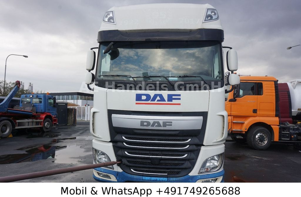 DAF XF 460 SSC BL *Retarder / LDW / LED / 2xTank DAF XF 460 SSC BL *Retarder / LDW / LED / 2xTank - Nyergesvontató: 2 kép. DAF XF 460 SSC BL *Retarder / LDW / LED / 2xTank DAF XF 460 SSC BL *Retarder / LDW / LED / 2xTank - Nyergesvontató: 2 kép.