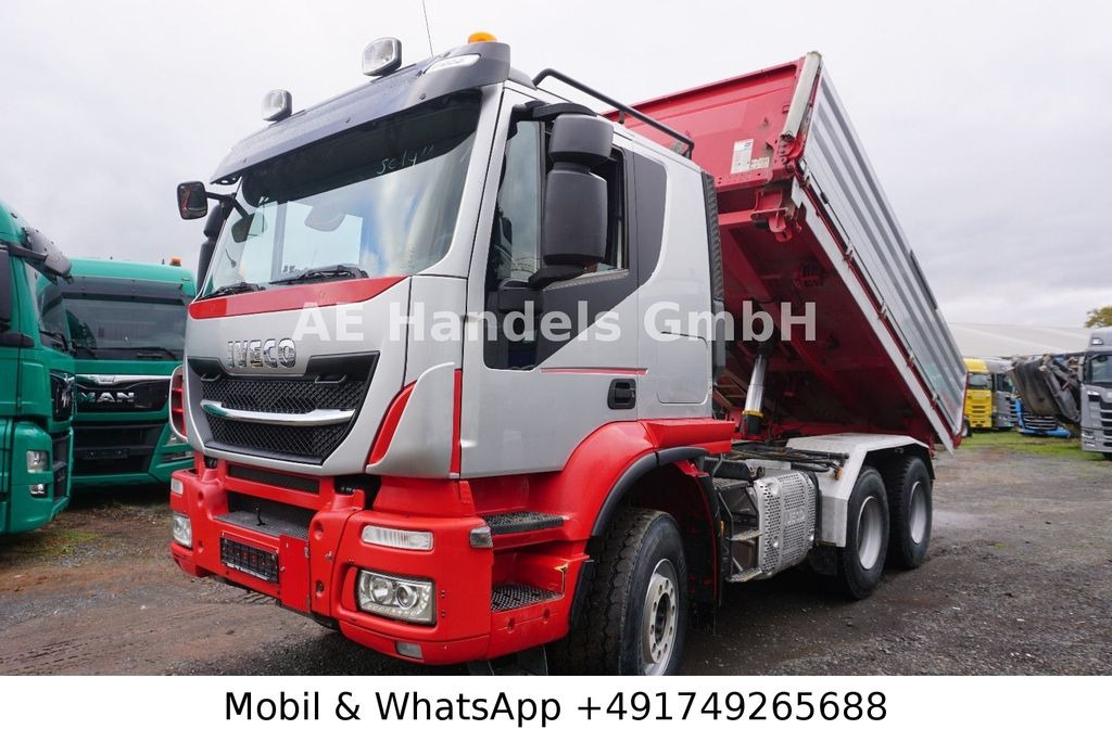 Iveco Trakker 500 BL 6x4 *Retarder/11m³/Wechselkipper - Nyergesvontató: 1 kép. Iveco Trakker 500 BL 6x4 *Retarder/11m³/Wechselkipper - Nyergesvontató: 1 kép.