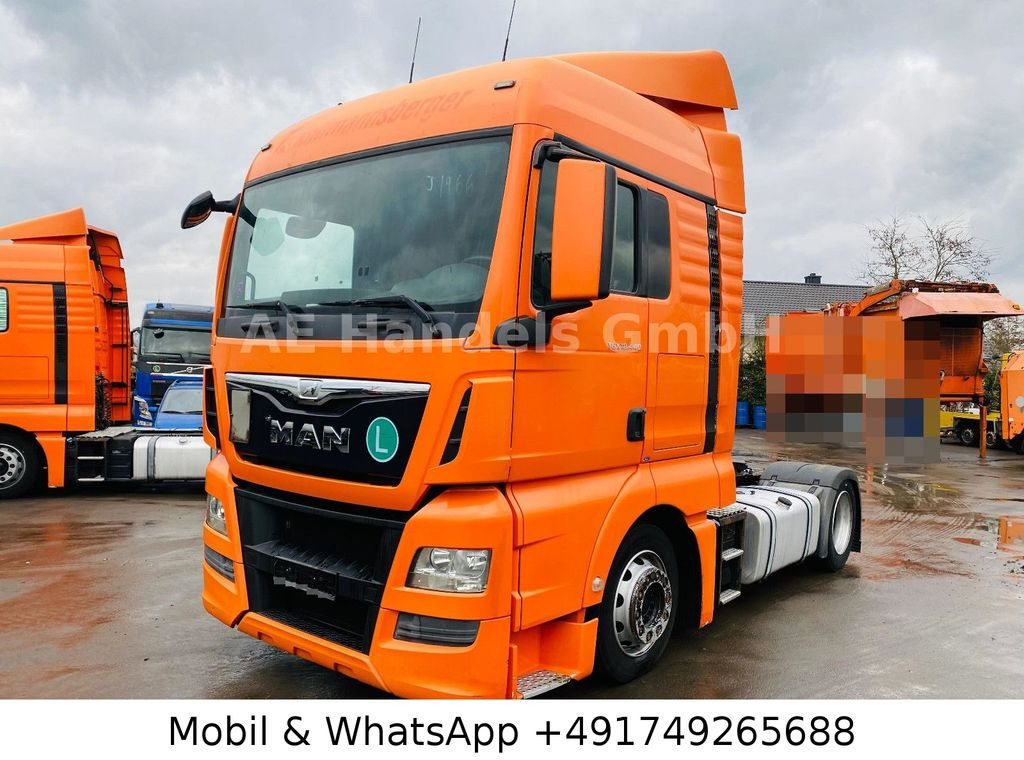 MAN TGX 18.440 XLX LL Low *Retarder/Manual/2xTank - Nyergesvontató: 1 kép. MAN TGX 18.440 XLX LL Low *Retarder/Manual/2xTank - Nyergesvontató: 1 kép.