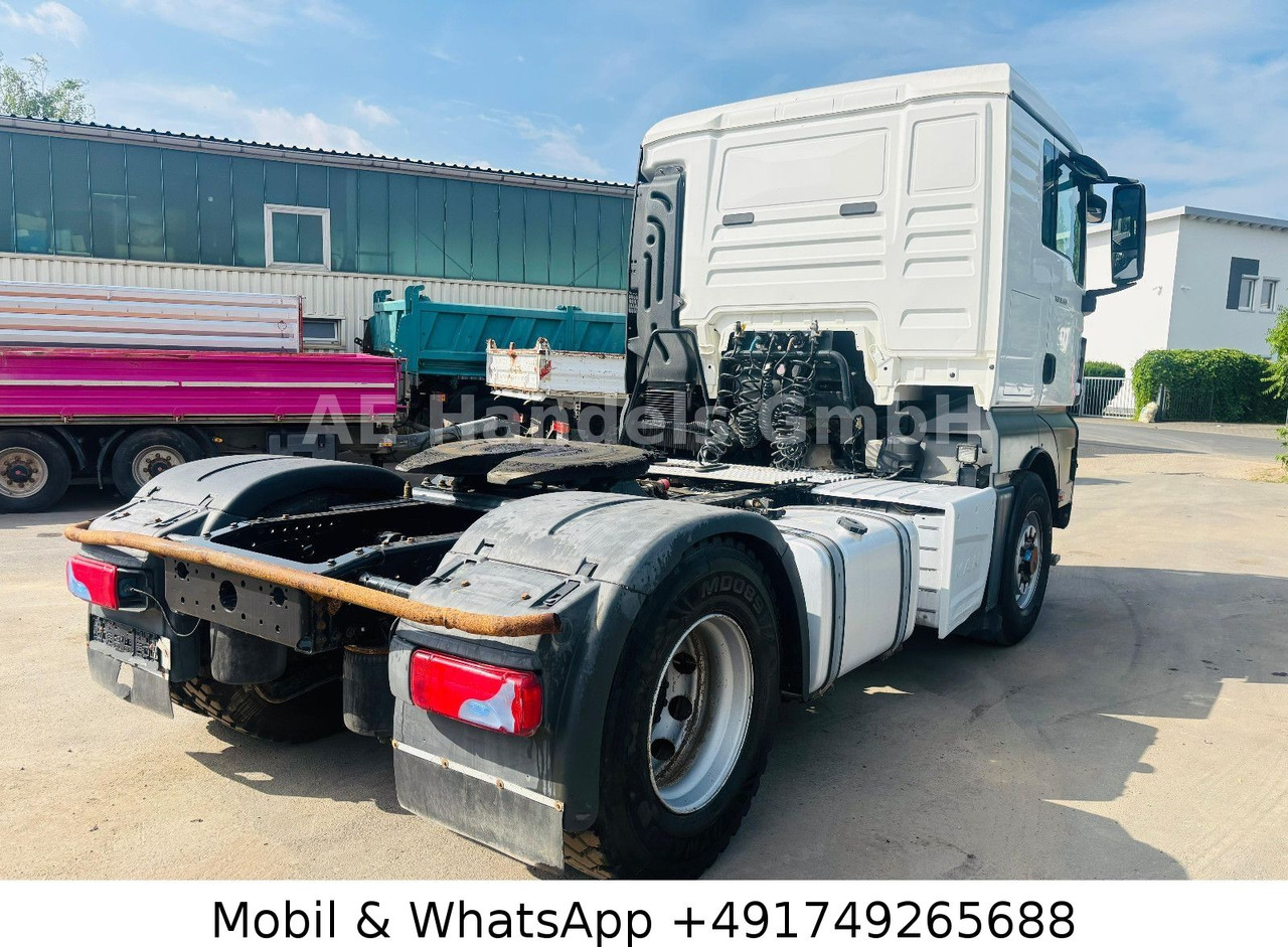 MAN TGX 18.460 LX BL 4x4 HydroDrive *Pritarder/Hydr. - Nyergesvontató: 3 kép. MAN TGX 18.460 LX BL 4x4 HydroDrive *Pritarder/Hydr. - Nyergesvontató: 3 kép.