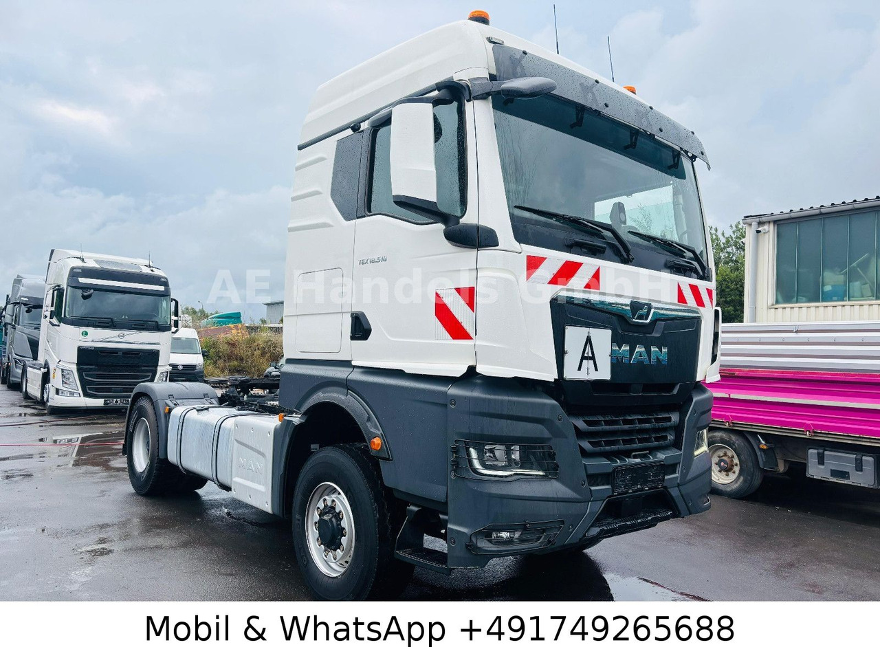 MAN TGX 18.510 GN BL 4x4 HydroDrive *Pritarder/AP - Nyergesvontató: 1 kép. MAN TGX 18.510 GN BL 4x4 HydroDrive *Pritarder/AP - Nyergesvontató: 1 kép.