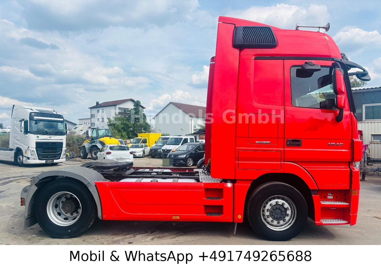 Mercedes-Benz Actros III 1846 Megaspace BL *EEV/Retarder - Nyergesvontató: 2 kép. Mercedes-Benz Actros III 1846 Megaspace BL *EEV/Retarder - Nyergesvontató: 2 kép.