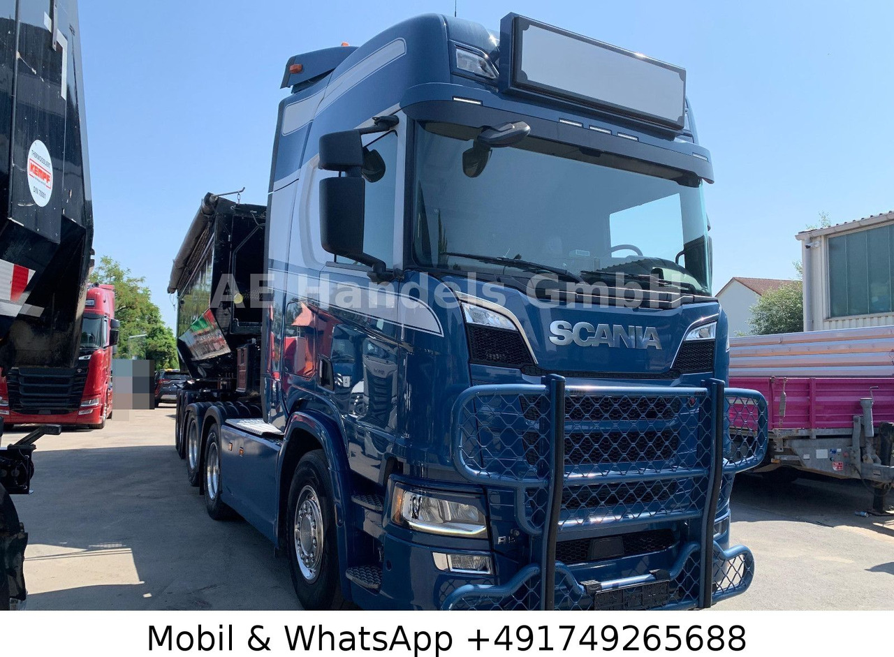 Scania R580 V8 HighLine 6x2*Retarder/Hydr/66To/Lift/ACC - Nyergesvontató: 5 kép. Scania R580 V8 HighLine 6x2*Retarder/Hydr/66To/Lift/ACC - Nyergesvontató: 5 kép.