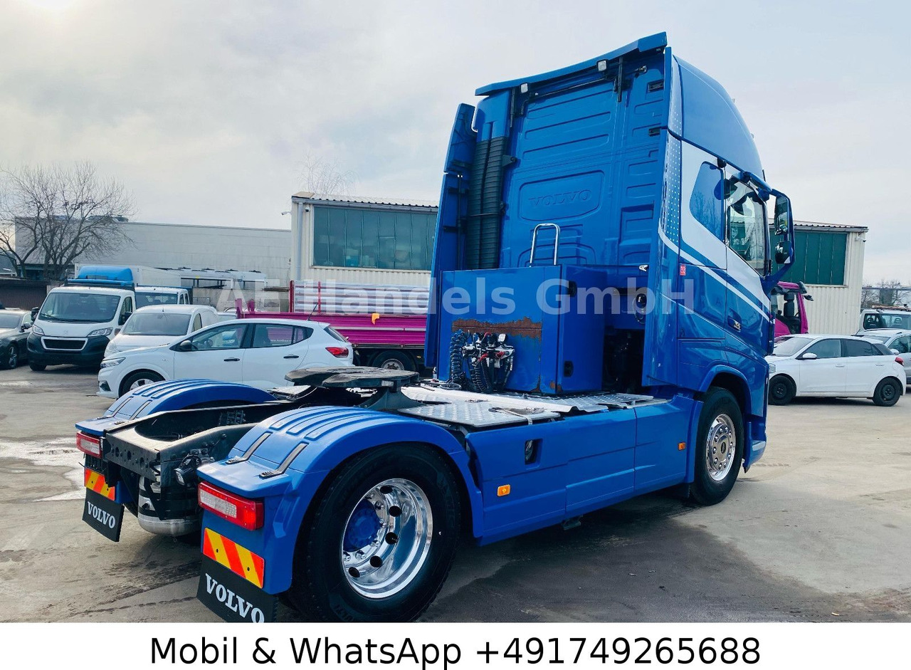 Volvo FH 500 Globe XL LL *Retarder/ADR/Standklima/LED - Nyergesvontató: 5 kép. Volvo FH 500 Globe XL LL *Retarder/ADR/Standklima/LED - Nyergesvontató: 5 kép.