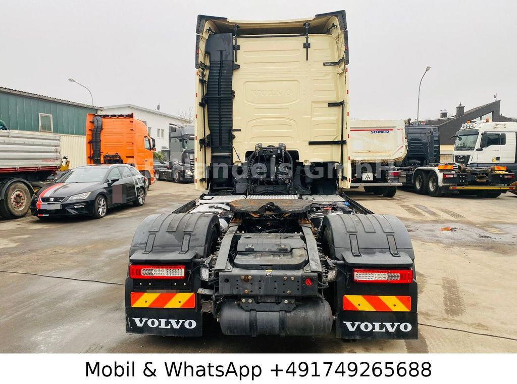 Volvo FH 540 Globe BL I-Shift Dual*VEB/2-KreisHydr/ACC - Nyergesvontató: 4 kép. Volvo FH 540 Globe BL I-Shift Dual*VEB/2-KreisHydr/ACC - Nyergesvontató: 4 kép.