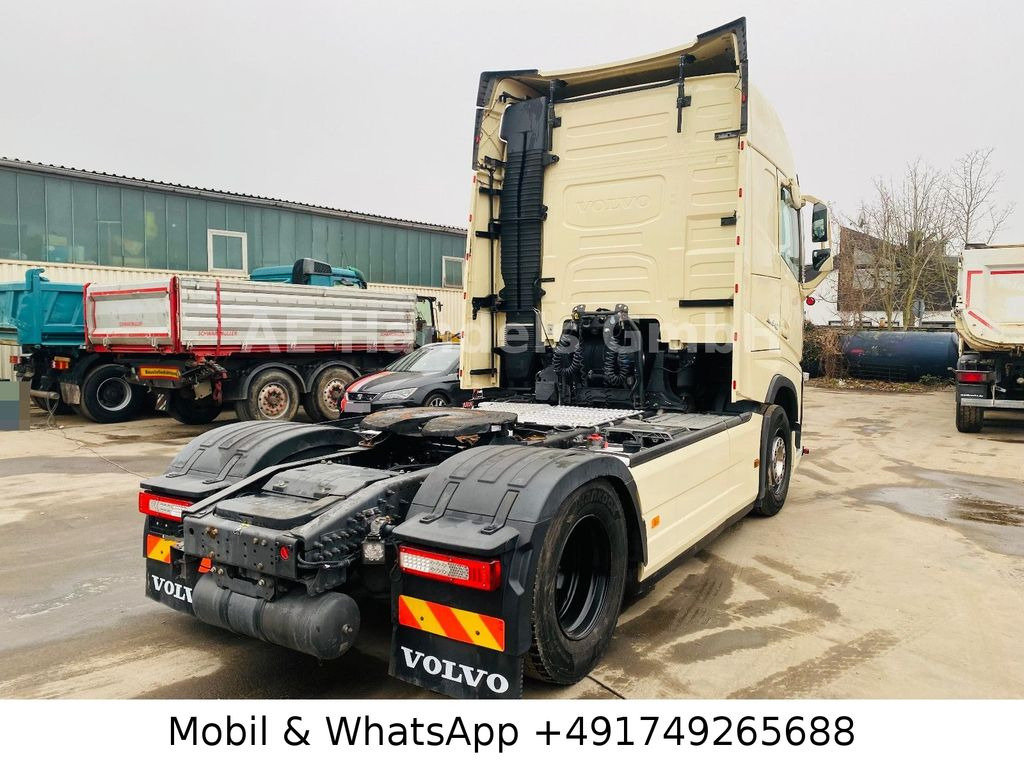 Volvo FH 540 Globe BL I-Shift Dual*VEB/2-KreisHydr/ACC - Nyergesvontató: 5 kép. Volvo FH 540 Globe BL I-Shift Dual*VEB/2-KreisHydr/ACC - Nyergesvontató: 5 kép.