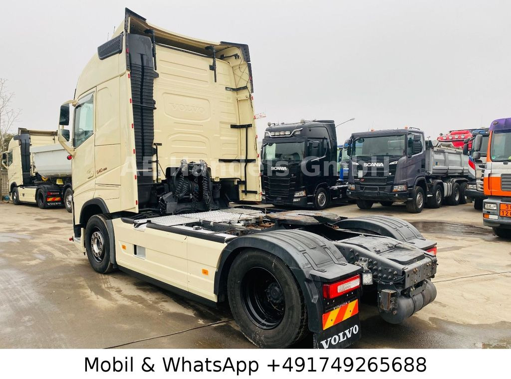 Volvo FH 540 Globe BL I-Shift Dual*VEB/2-KreisHydr/ACC - Nyergesvontató: 3 kép. Volvo FH 540 Globe BL I-Shift Dual*VEB/2-KreisHydr/ACC - Nyergesvontató: 3 kép.