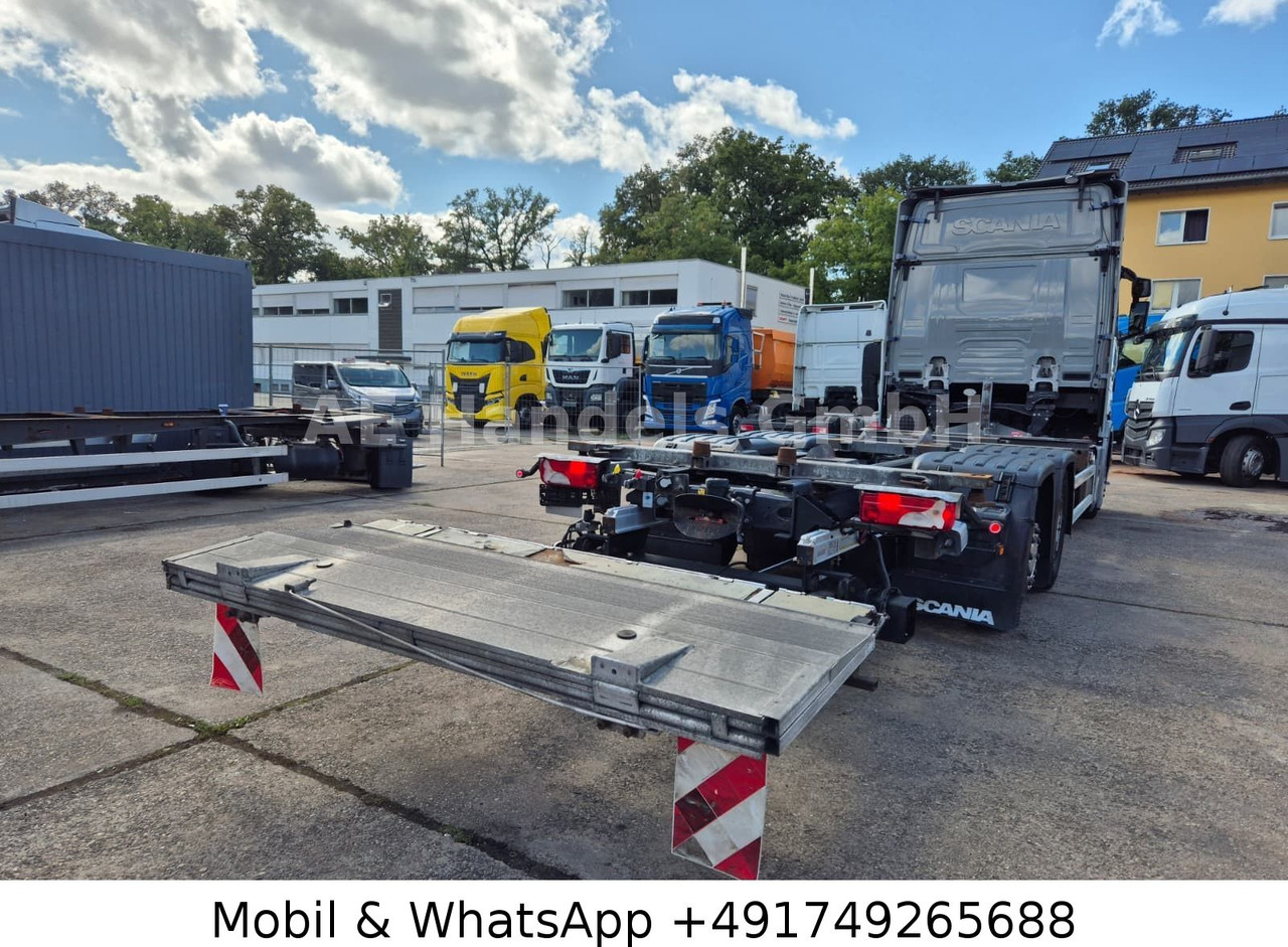 Scania S450 HighLine BDF *Retarder/Lenk+Lift/Multi/LBW - Cserefelépítményes teherautó: 4 kép. Scania S450 HighLine BDF *Retarder/Lenk+Lift/Multi/LBW - Cserefelépítményes teherautó: 4 kép.