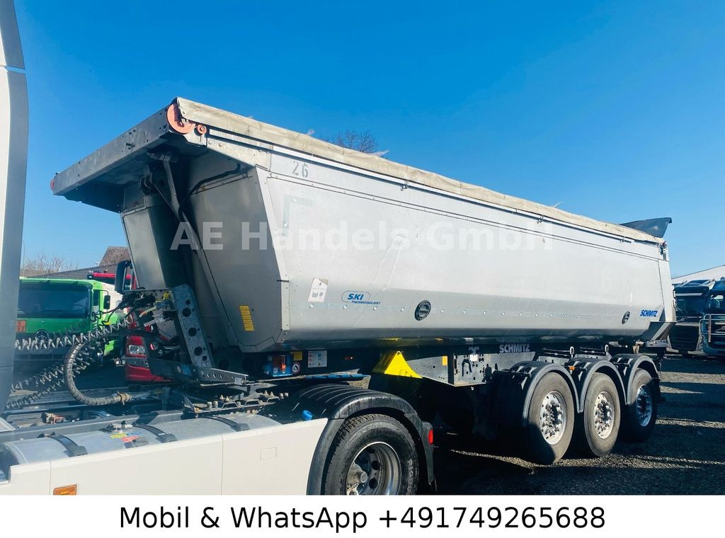 Schmitz Cargobull SKI 24 SL 7.2 Thermo Iso Stahl*25m³/Cramaro/Lift - Félpótkocsi billenőplatós: 2 kép. Schmitz Cargobull SKI 24 SL 7.2 Thermo Iso Stahl*25m³/Cramaro/Lift - Félpótkocsi billenőplatós: 2 kép.