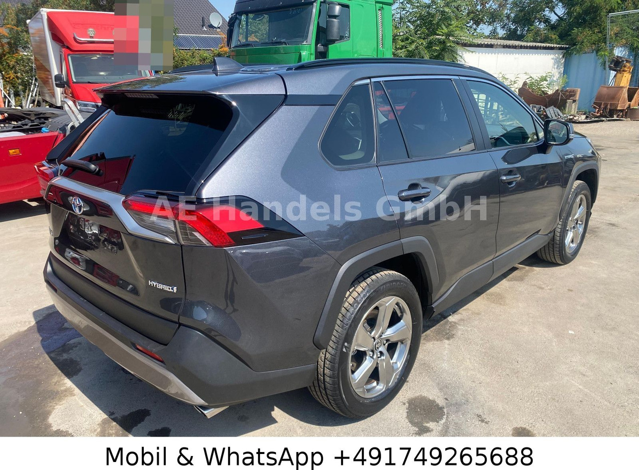 Toyota RAV4 Plug-in Hybrid 131KW 4x4 *ACC/Kamera/LDW - Terepjáró/ SUV: 3 kép. Toyota RAV4 Plug-in Hybrid 131KW 4x4 *ACC/Kamera/LDW - Terepjáró/ SUV: 3 kép.
