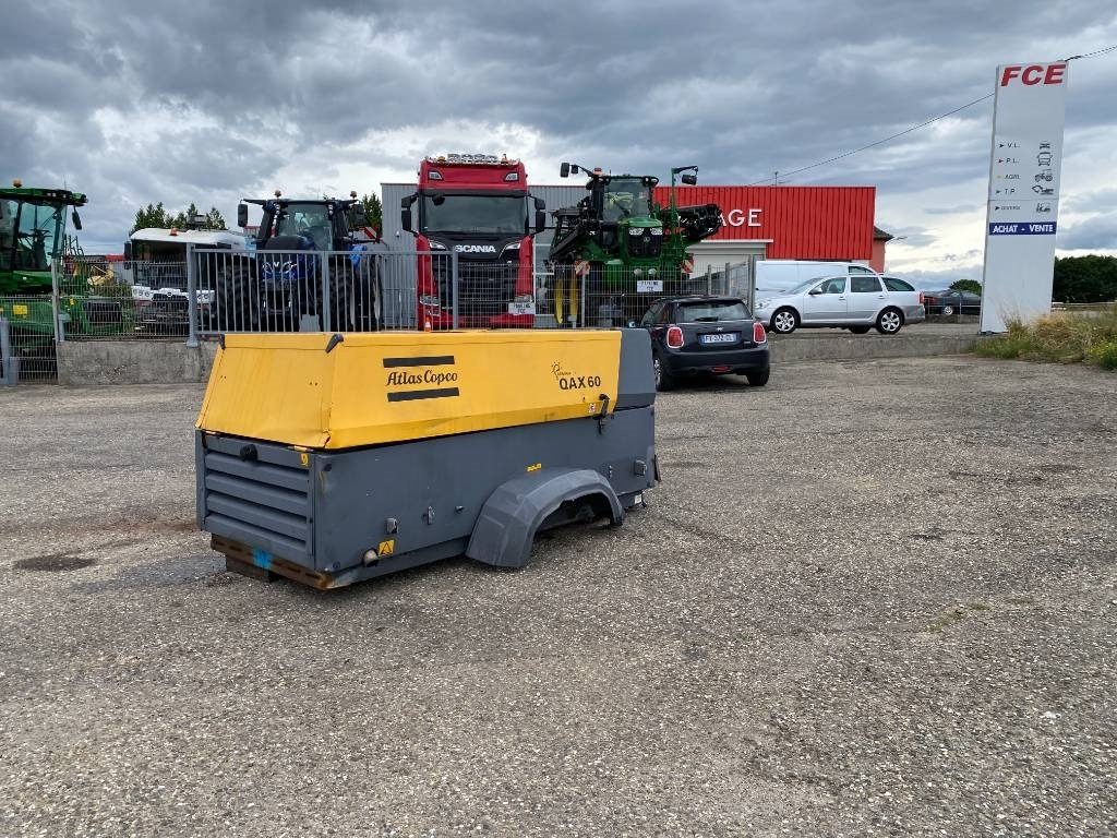 Atlas Copco QAX 60 - Carte Grise Françaises endommagé - Áramfejlesztő: 1 kép. Atlas Copco QAX 60 - Carte Grise Françaises endommagé - Áramfejlesztő: 1 kép.