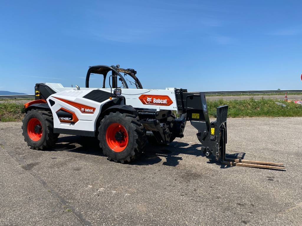 Bobcat T41.140SLPRB 1er Main Origine Française endommagé - Teleszkópos homlokrakodó: 3 kép. Bobcat T41.140SLPRB 1er Main Origine Française endommagé - Teleszkópos homlokrakodó: 3 kép.