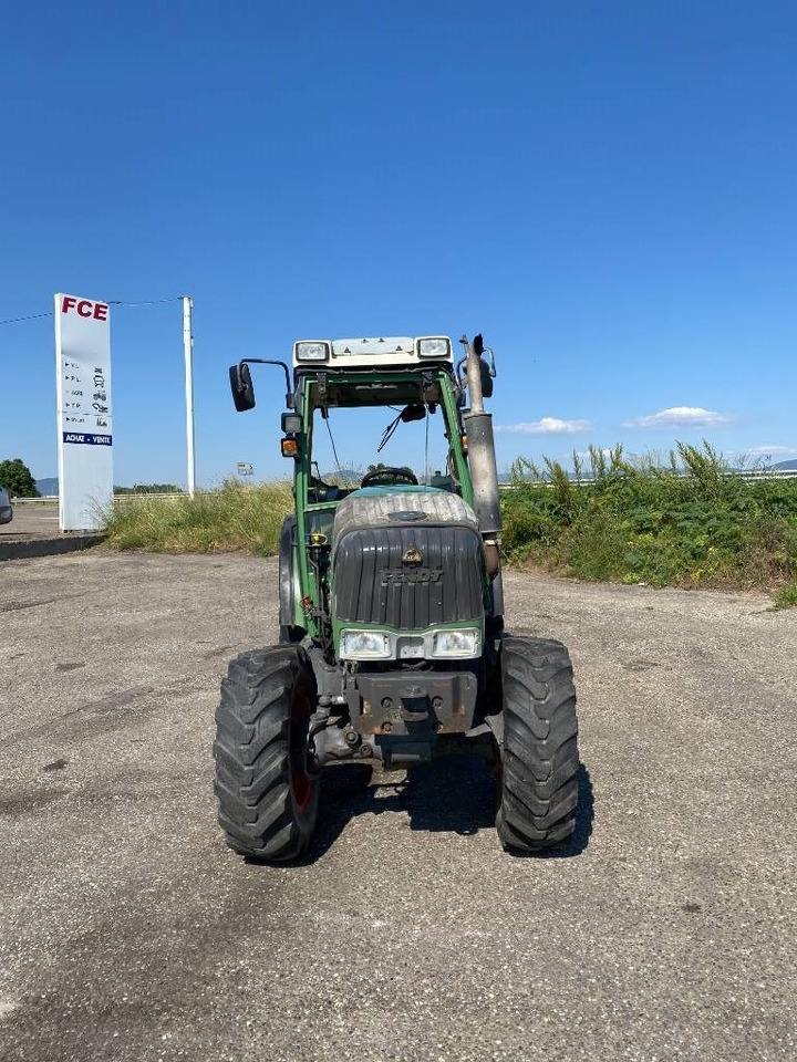 Fendt 209F Vario TMS 1er Main endommagé - Traktor: 2 kép. Fendt 209F Vario TMS 1er Main endommagé - Traktor: 2 kép.