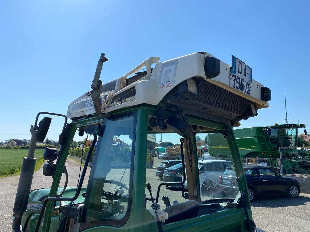 Traktor Fendt 209F Vario TMS 1er Main endommagé: 11 kép.