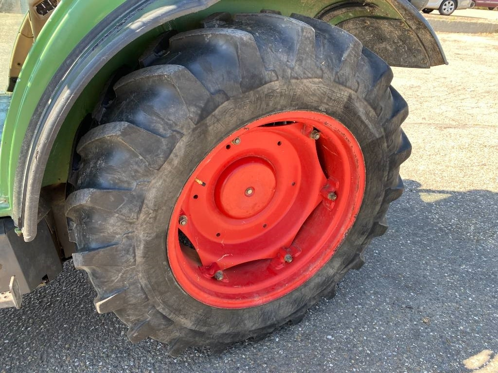 Traktor Fendt 209F Vario TMS 1er Main endommagé: 16 kép.