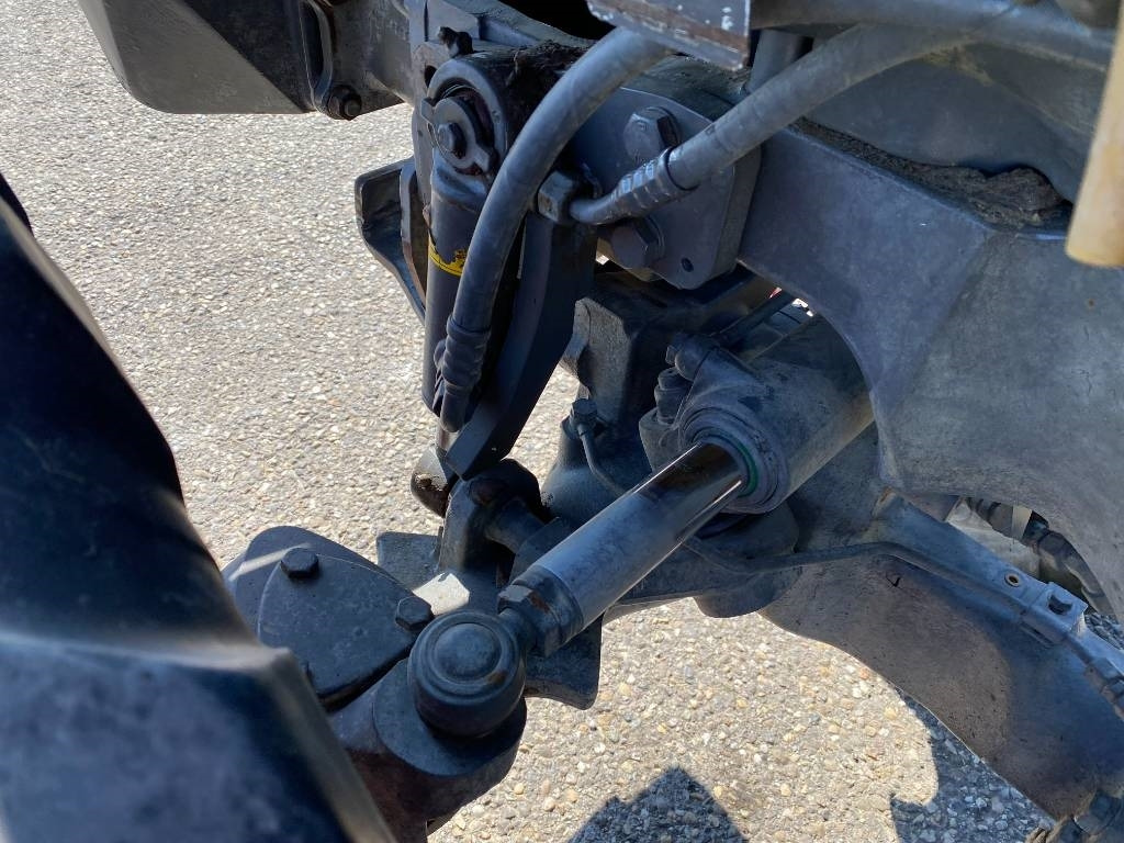 Traktor Fendt 209F Vario TMS 1er Main endommagé: 21 kép.