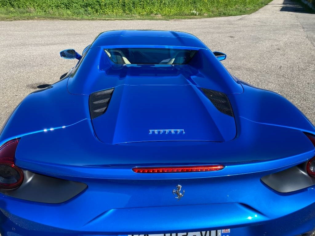 Autó Ferrari 488 SPIDER -Carte Grise Française endommagé: 40 kép.