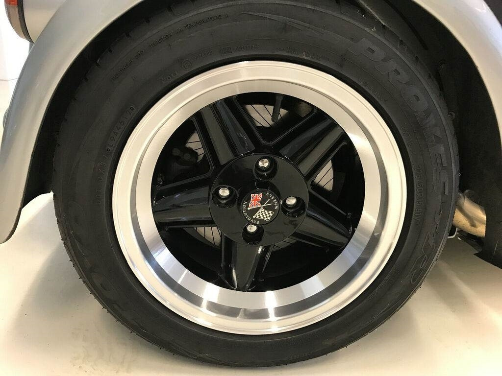 Kabrió Ford Donkervoort D8: 14 kép.
