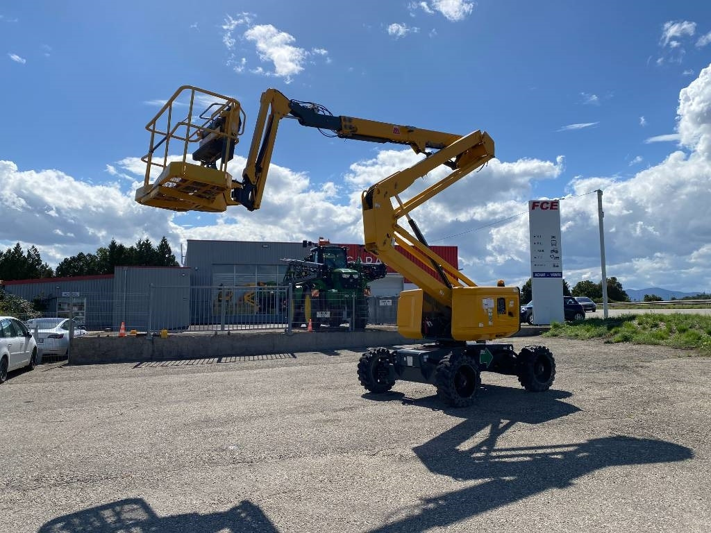 Haulotte HA16 RT/PRO-Certificat CE endommagée - Személyemelő: 2 kép. Haulotte HA16 RT/PRO-Certificat CE endommagée - Személyemelő: 2 kép.