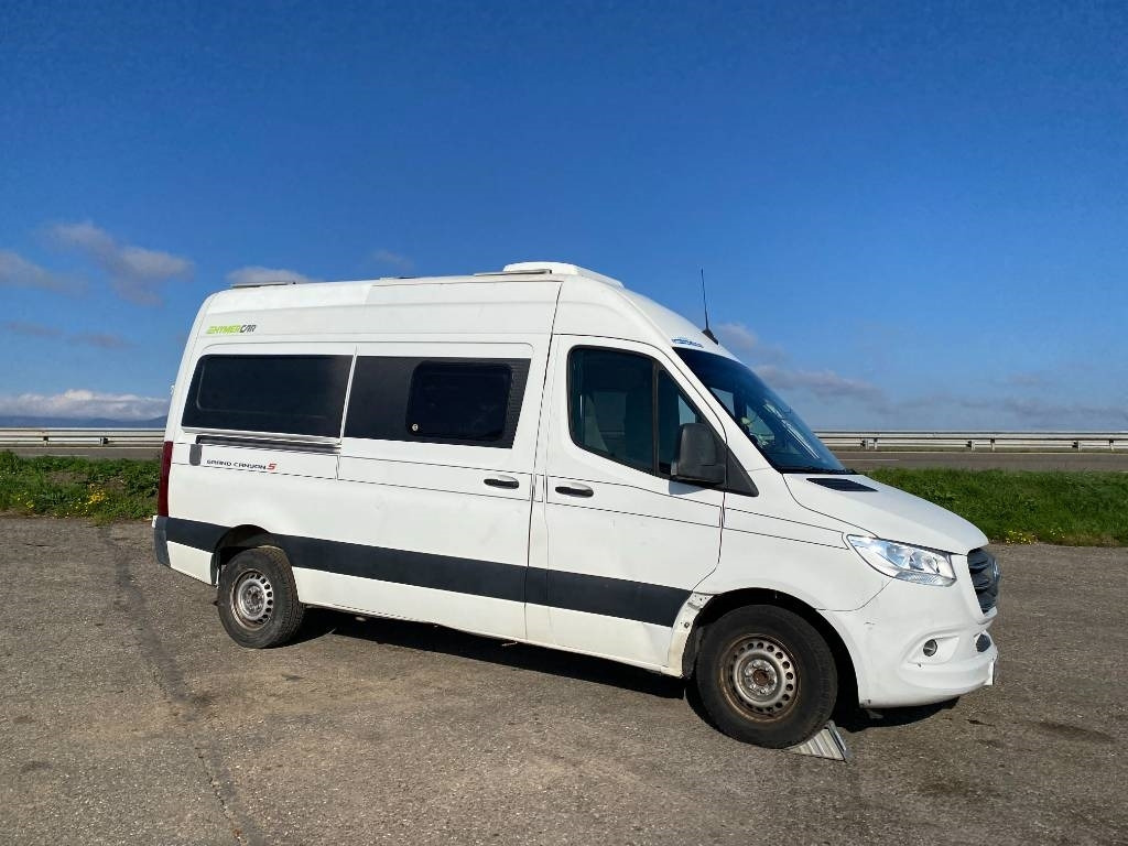 Hymer GRAND CANYON S 4x2 /MERCEDES SPRINTER 414 CDI endo - Kempingautó: 3 kép. Hymer GRAND CANYON S 4x2 /MERCEDES SPRINTER 414 CDI endo - Kempingautó: 3 kép.