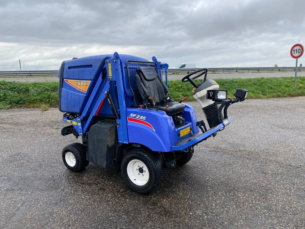 Iseki SF 235F 1er Main endommagée - Kerti fűkasza: 5 kép. Iseki SF 235F 1er Main endommagée - Kerti fűkasza: 5 kép.