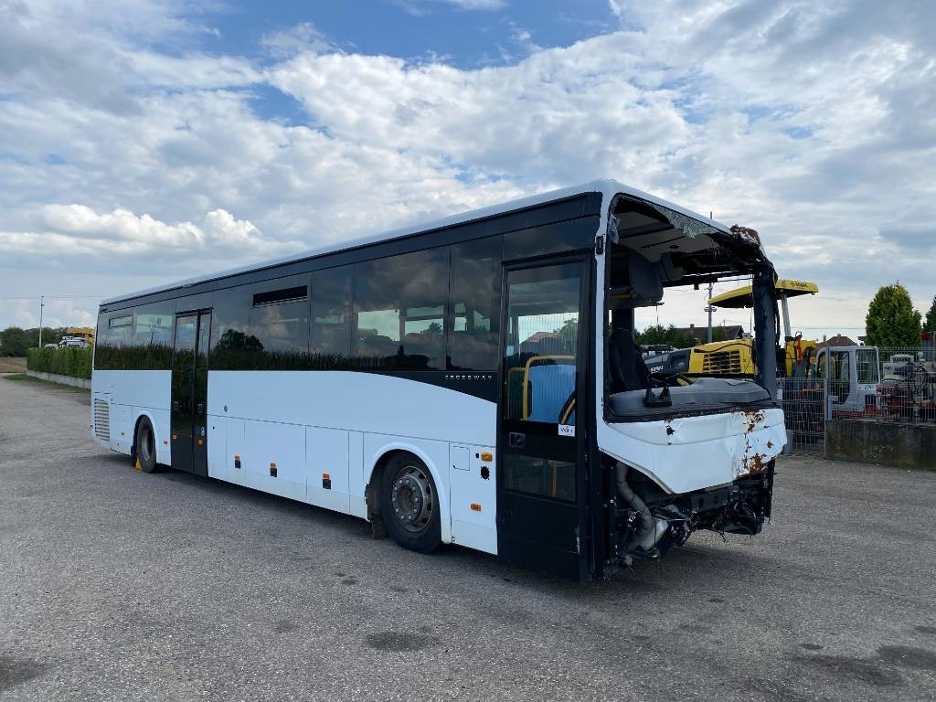 Iveco CROSSWAY E6-TECTOR-320 - Helyközi busz: 2 kép. Iveco CROSSWAY E6-TECTOR-320 - Helyközi busz: 2 kép.