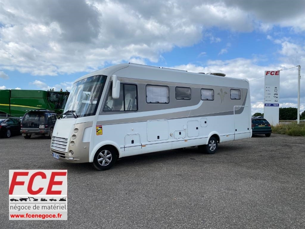 Iveco Niesmann+Bischoff FLAIR 800i CEBW - Integrált lakóautó: 1 kép. Iveco Niesmann+Bischoff FLAIR 800i CEBW - Integrált lakóautó: 1 kép.