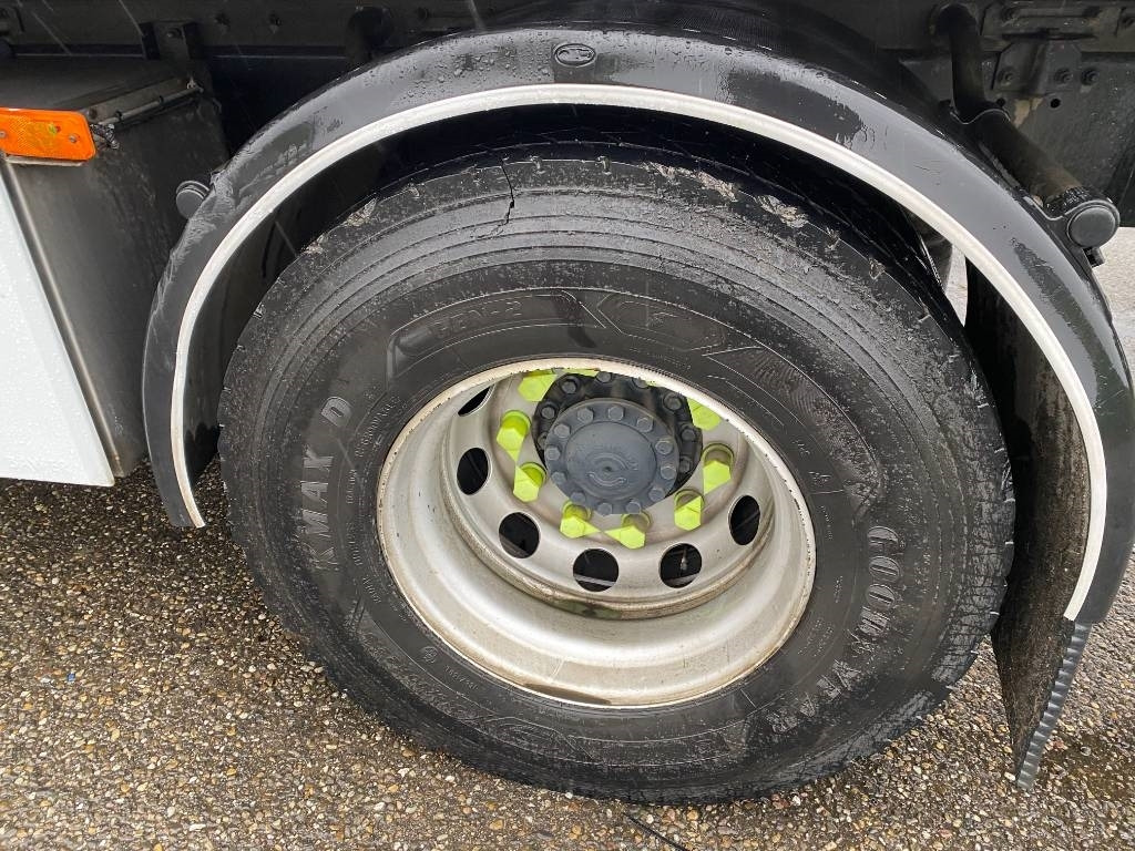 Autószállító teherautó Iveco S WAY480 /FIAULT PF60 +GRUE HMF endommagée: 22 kép.