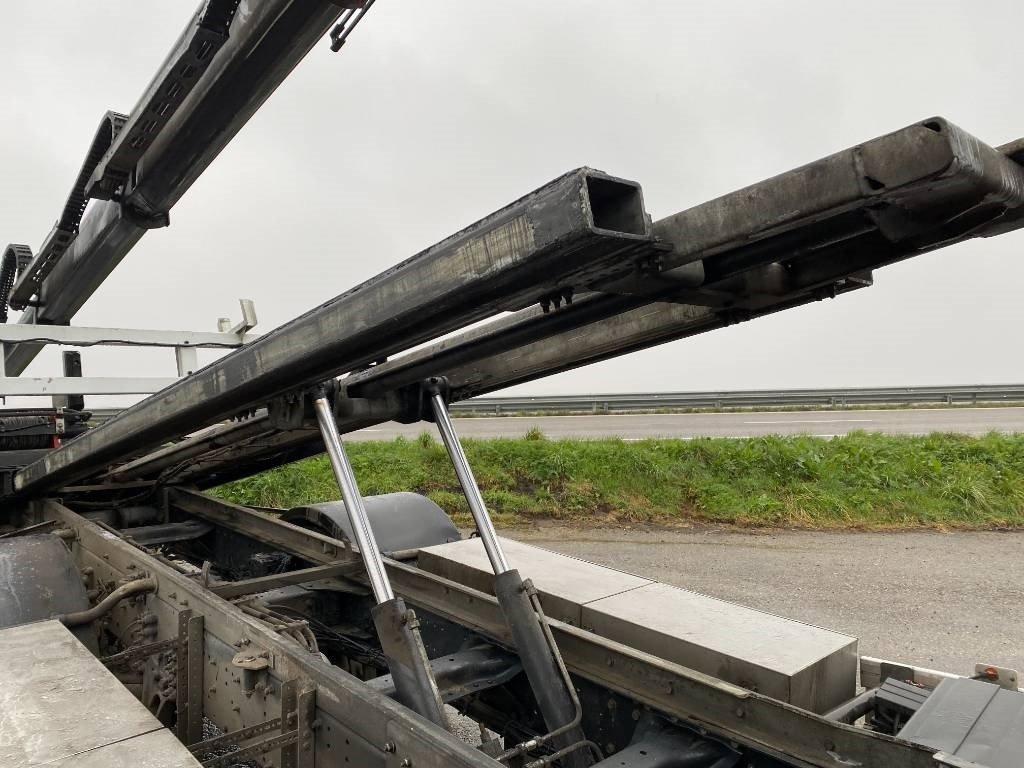 Autószállító teherautó Iveco S WAY480 /FIAULT PF60 +GRUE HMF endommagée: 30 kép.