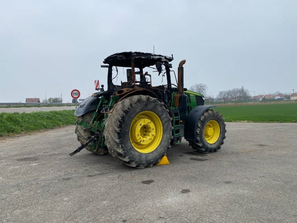 John Deere 6250 R / AutoPower endommagé - Traktor: 4 kép. John Deere 6250 R / AutoPower endommagé - Traktor: 4 kép.