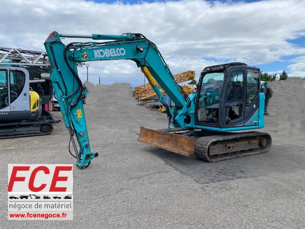 Kobelco SK85 MSR-3E / Certificat CE endommagée - Minikotró: 1 kép. Kobelco SK85 MSR-3E / Certificat CE endommagée - Minikotró: 1 kép.