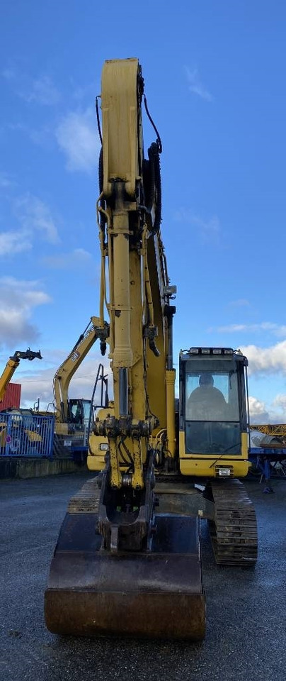 Komatsu PC 160 LC-8 Machine Française Non accidentée - Lánctalpas kotró: 2 kép. Komatsu PC 160 LC-8 Machine Française Non accidentée - Lánctalpas kotró: 2 kép.
