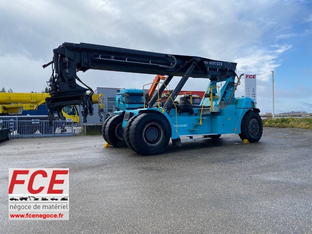 Konecranes SMV4531 CC5 1er Main / Origine Française - Konténer targoncá: 1 kép. Konecranes SMV4531 CC5 1er Main / Origine Française - Konténer targoncá: 1 kép.